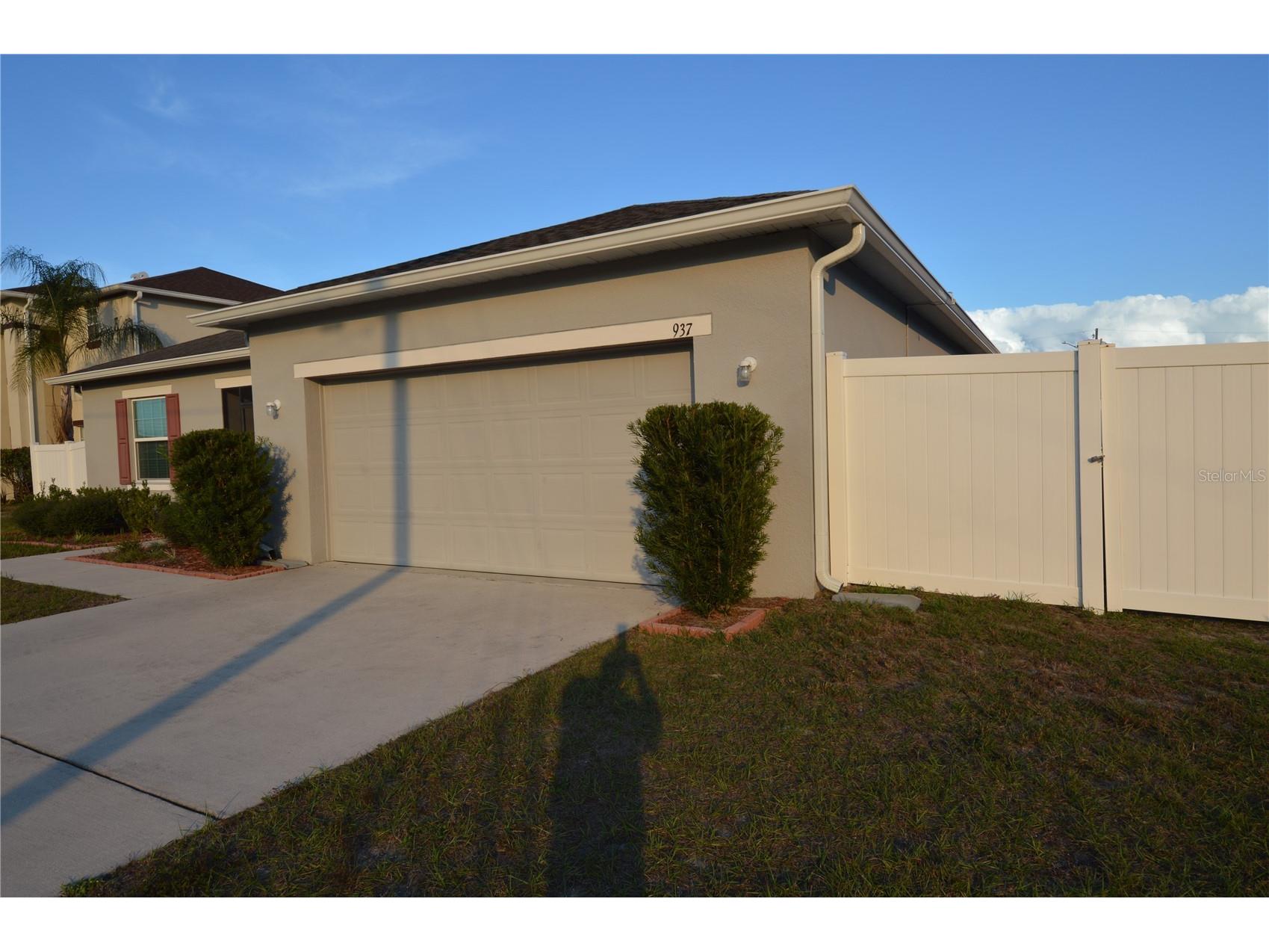 937 Gila Place Kissimmee FL 34759 S5141591 image2