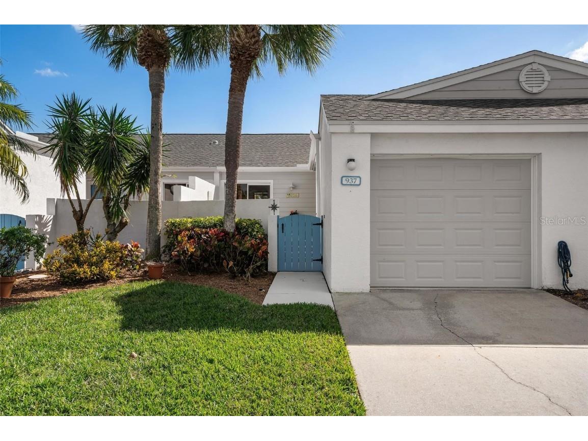 937 Waterside Lane Bradenton FL 34209 - PERICO BAY A4559543 image1