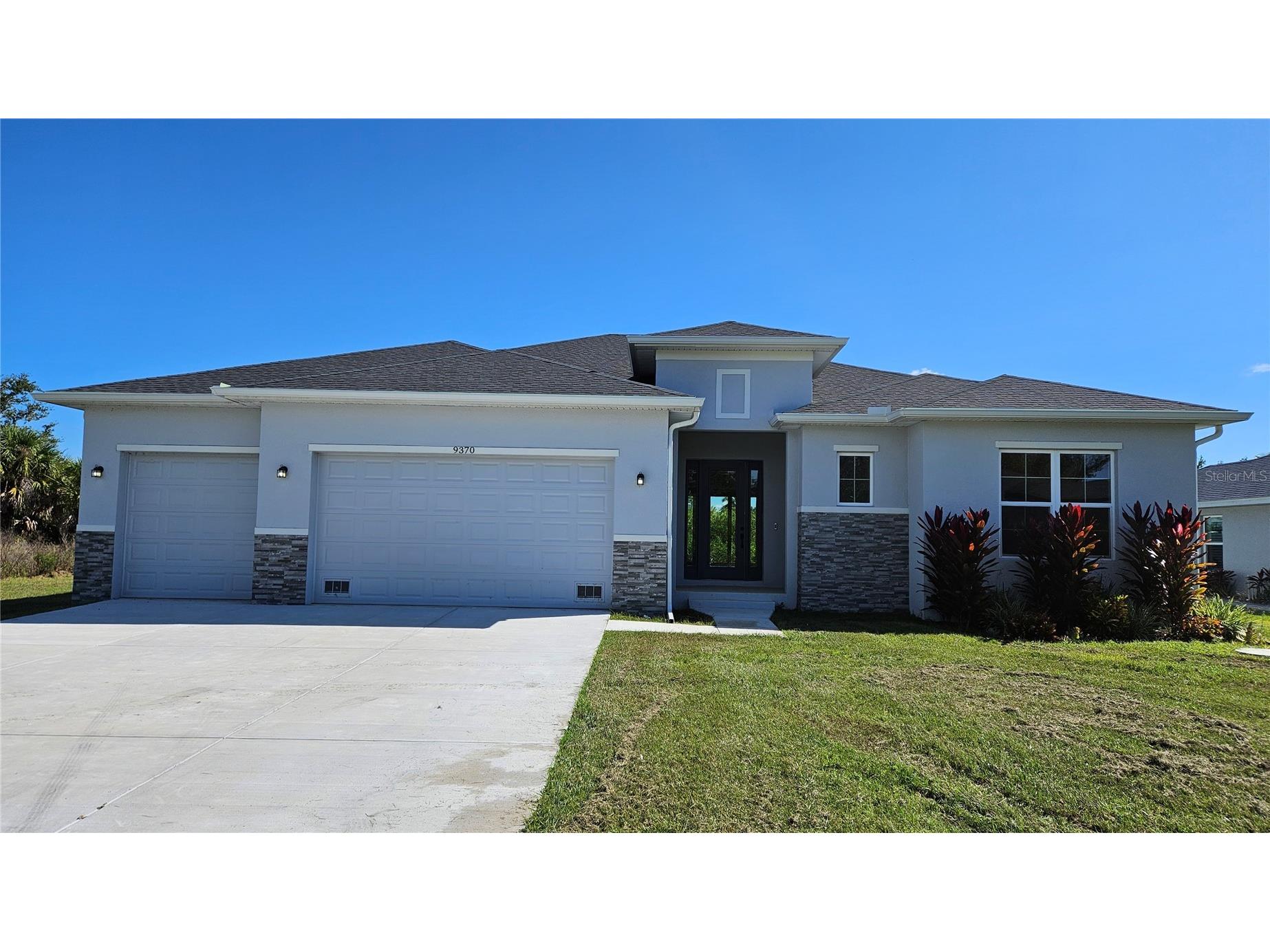 9370 Snapper Circle Port Charlotte FL 33981 L4956058 image1