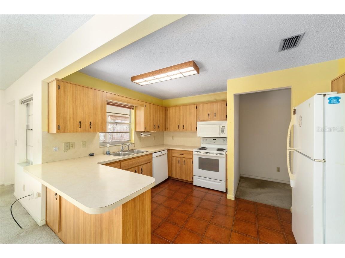 9371 SW 82nd Terrace #E Ocala FL 34481 OM714734 image18