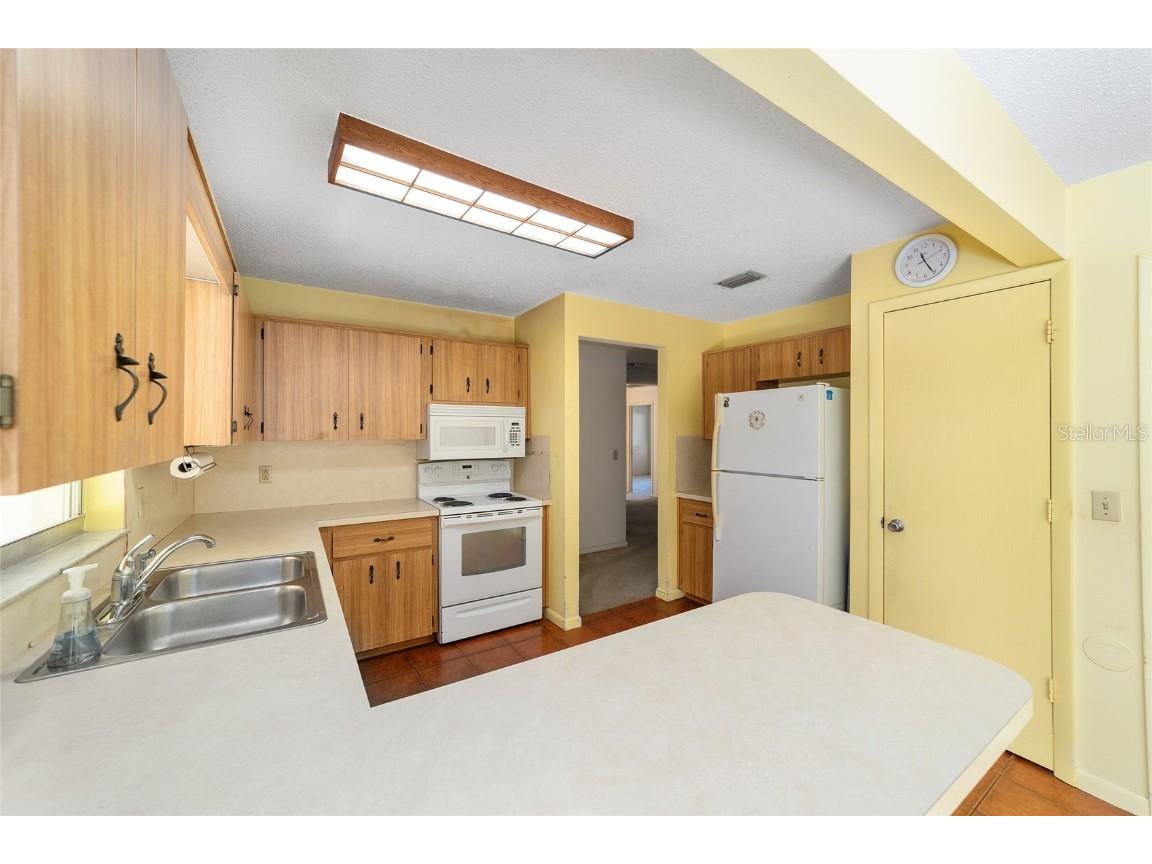 9371 SW 82nd Terrace #E Ocala FL 34481 OM714734 image20