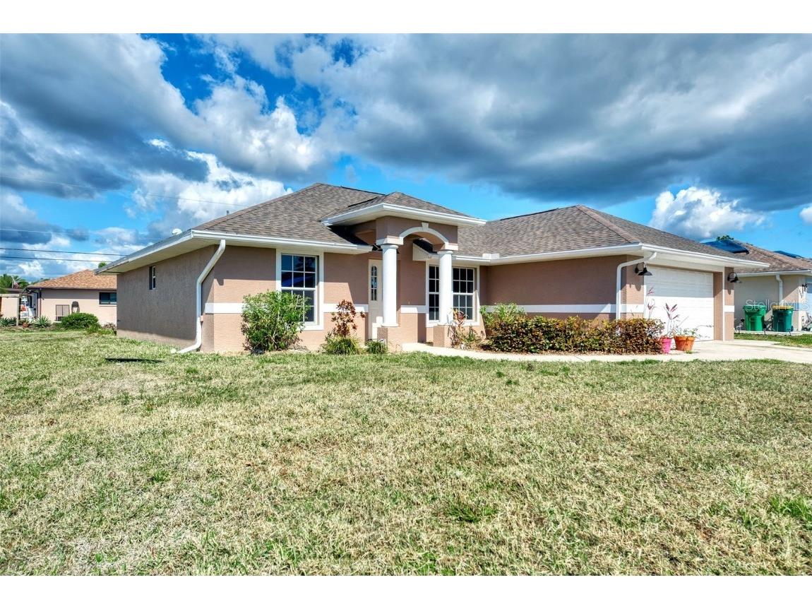 9372 Saint Catherine Avenue Englewood FL 34224 A4558746 image1