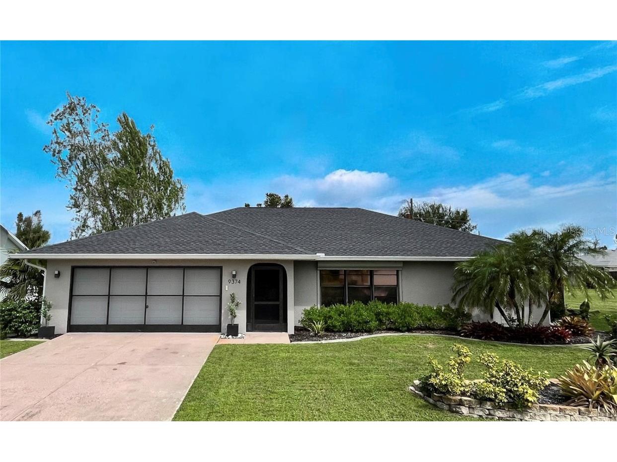 9374 Fruitland Avenue Englewood FL 34224 A4660835 image1
