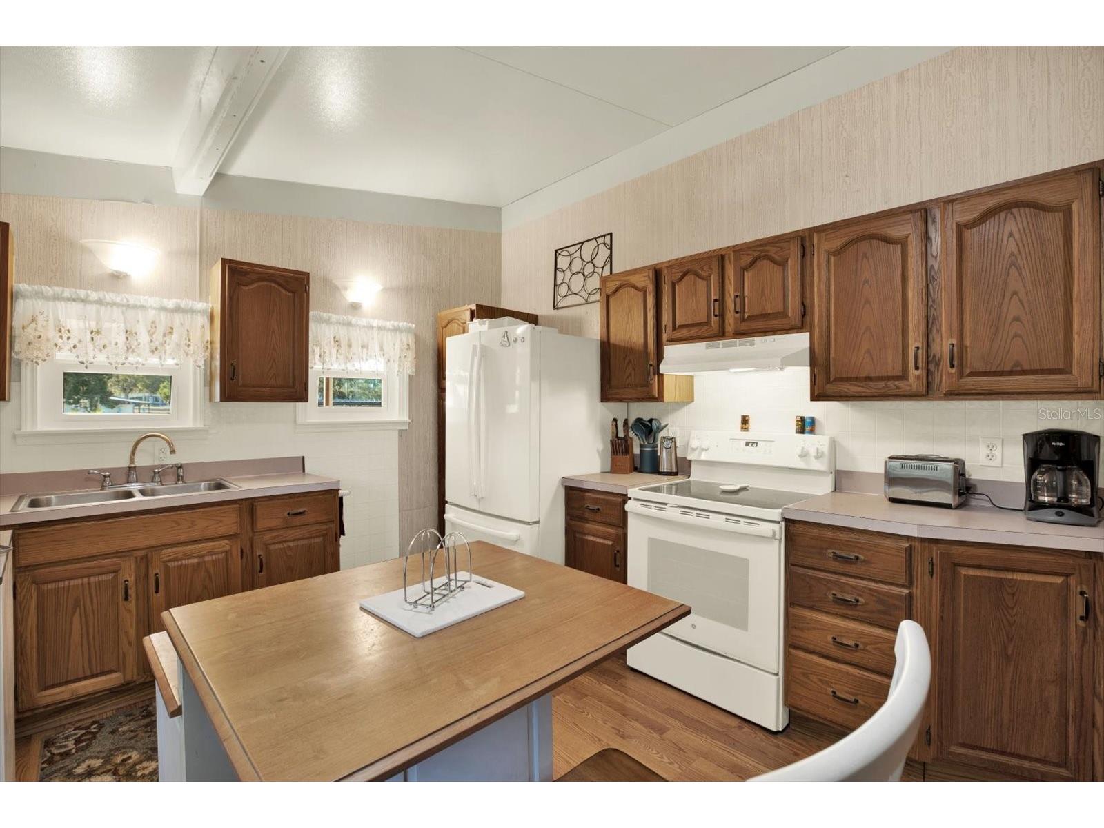 9375 Grizzly Bear Lane Weeki Wachee FL 34613 W7880776 image6
