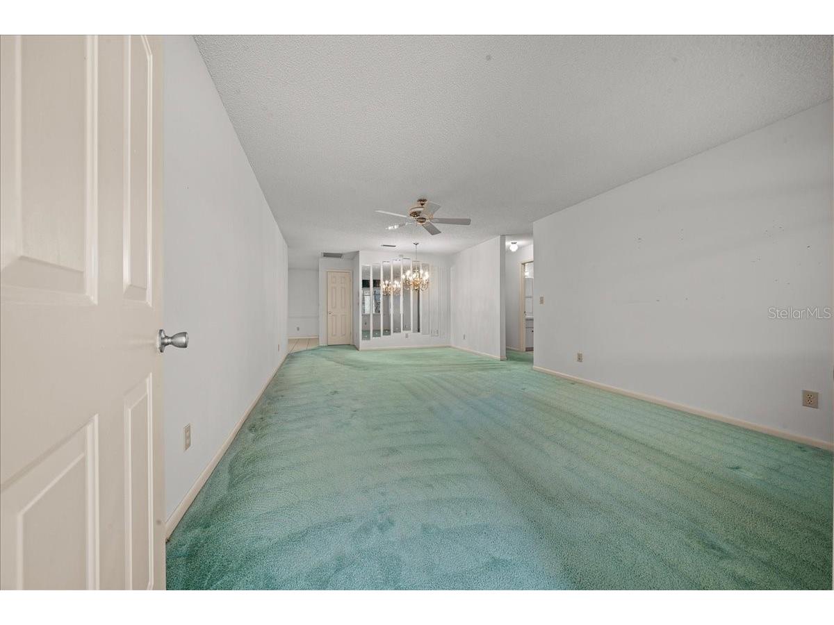 9377 SW 90th Court #E Ocala FL 34481 OM721029 image11