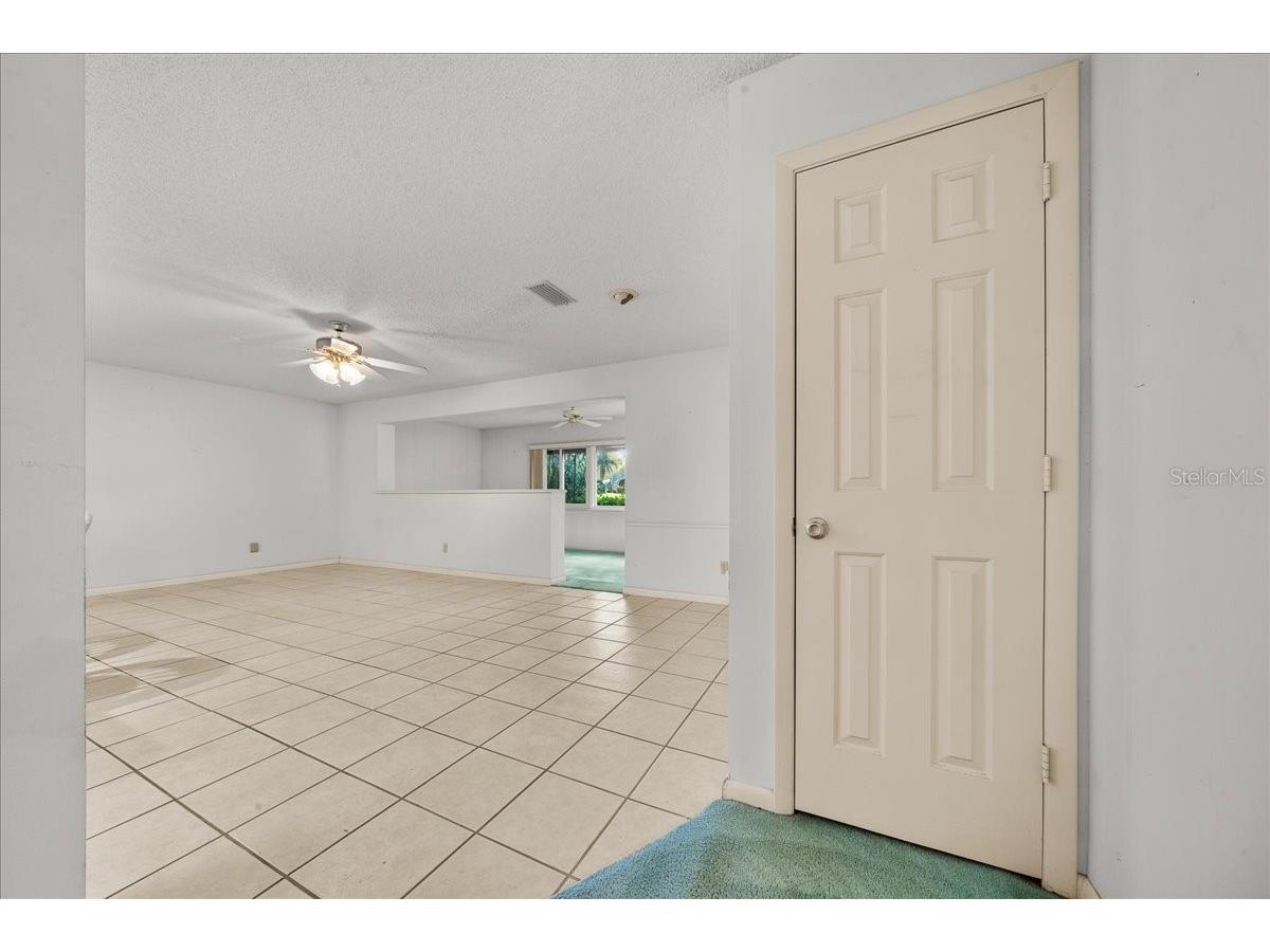9377 SW 90th Court #E Ocala FL 34481 OM721029 image15