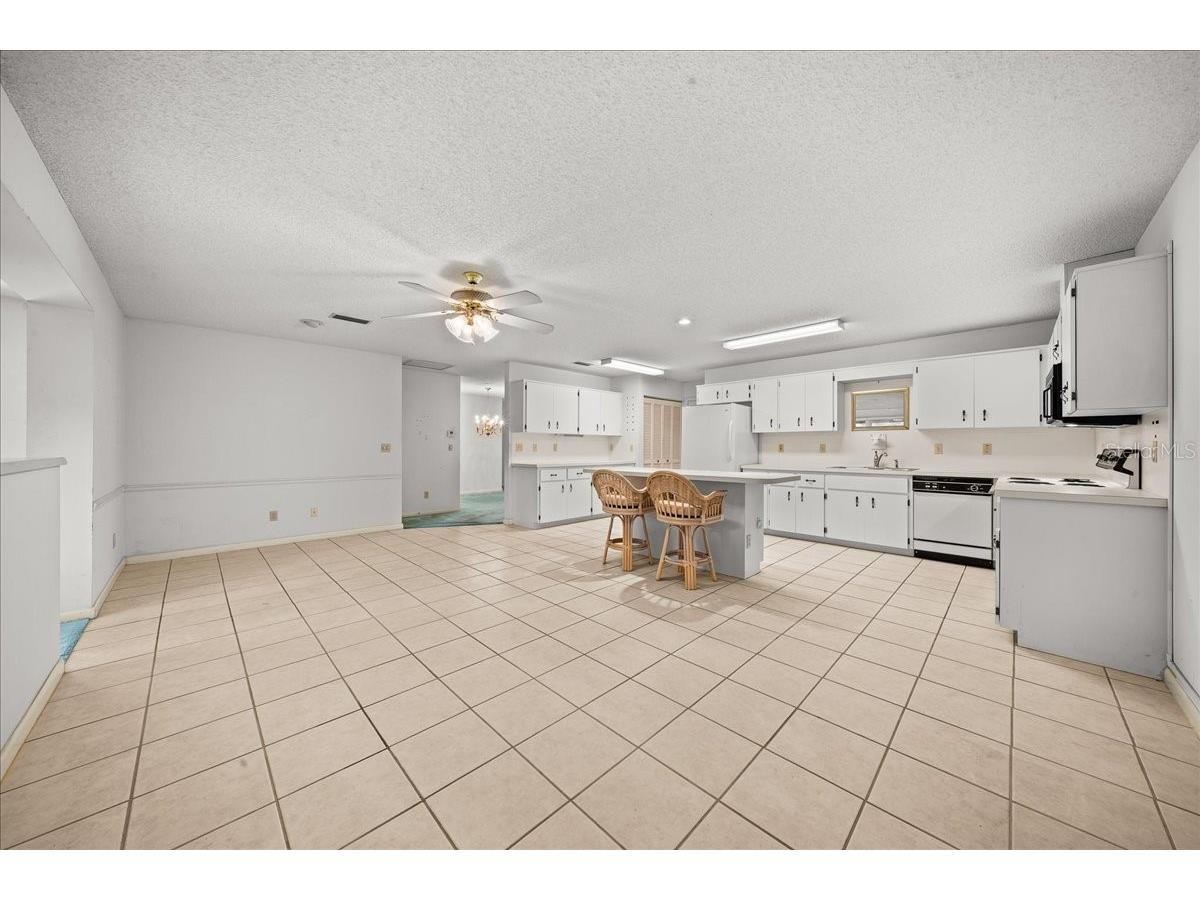 9377 SW 90th Court #E Ocala FL 34481 OM721029 image17