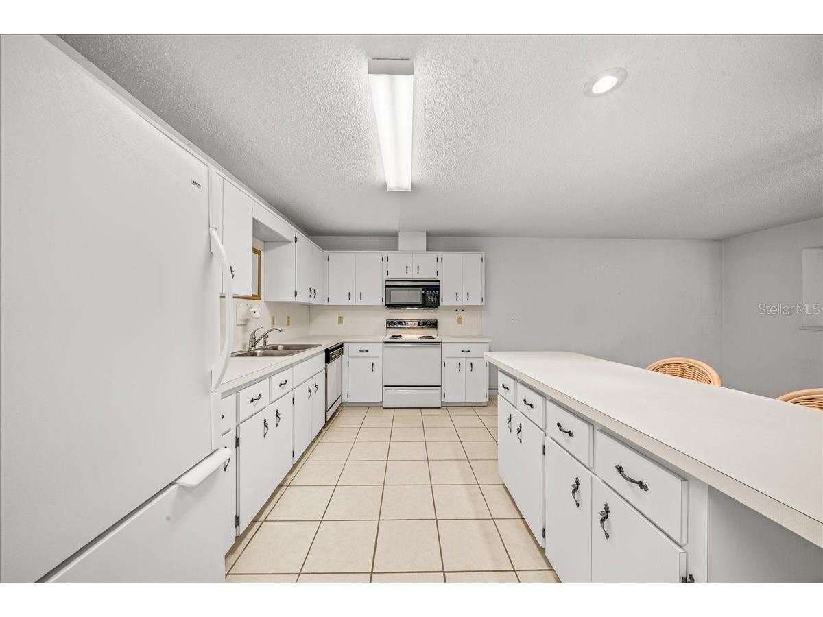 9377 SW 90th Court #E Ocala FL 34481 OM721029 image20