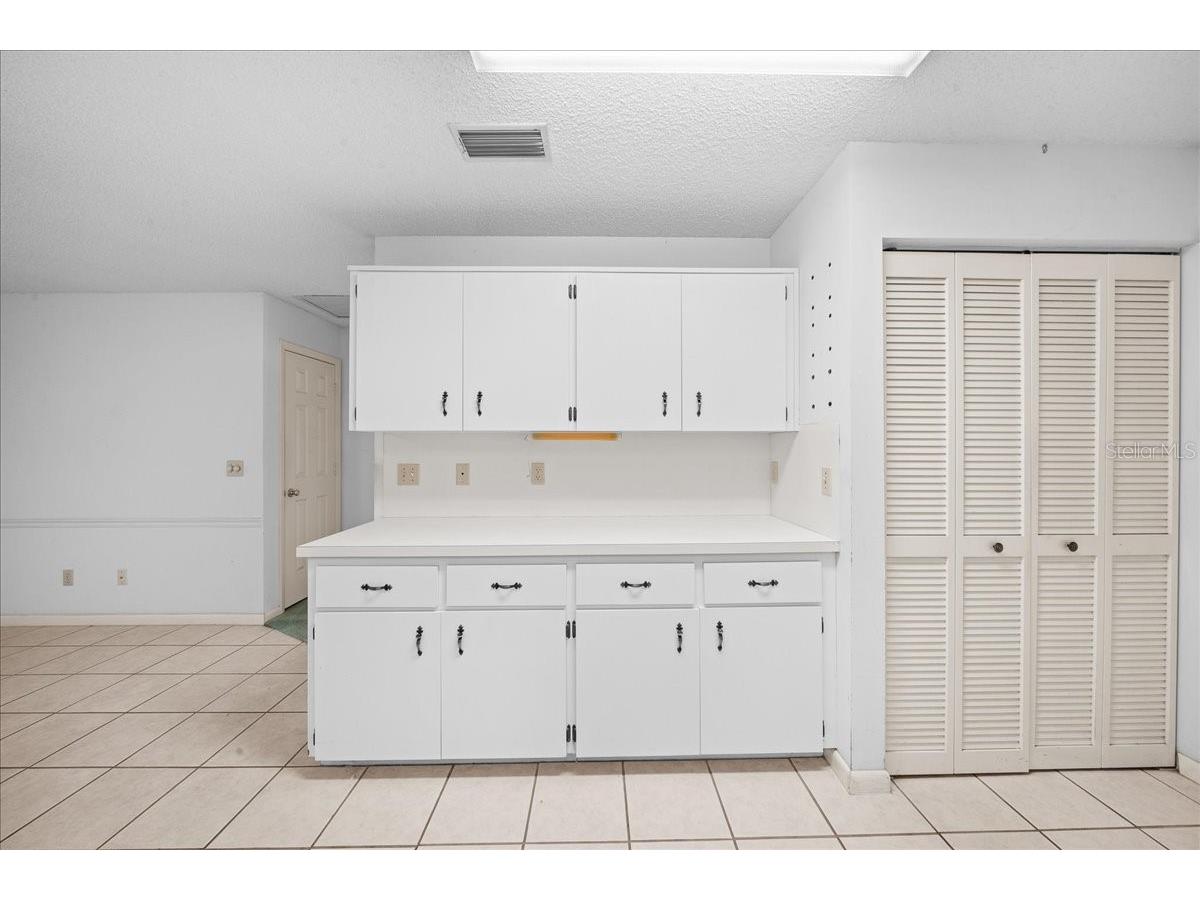 9377 SW 90th Court #E Ocala FL 34481 OM721029 image24