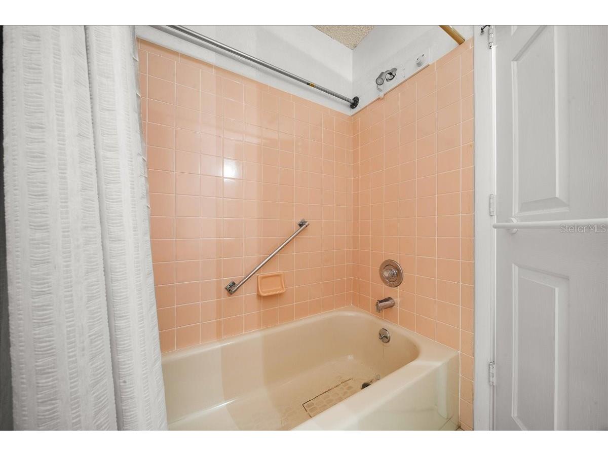 9377 SW 90th Court #E Ocala FL 34481 OM721029 image37