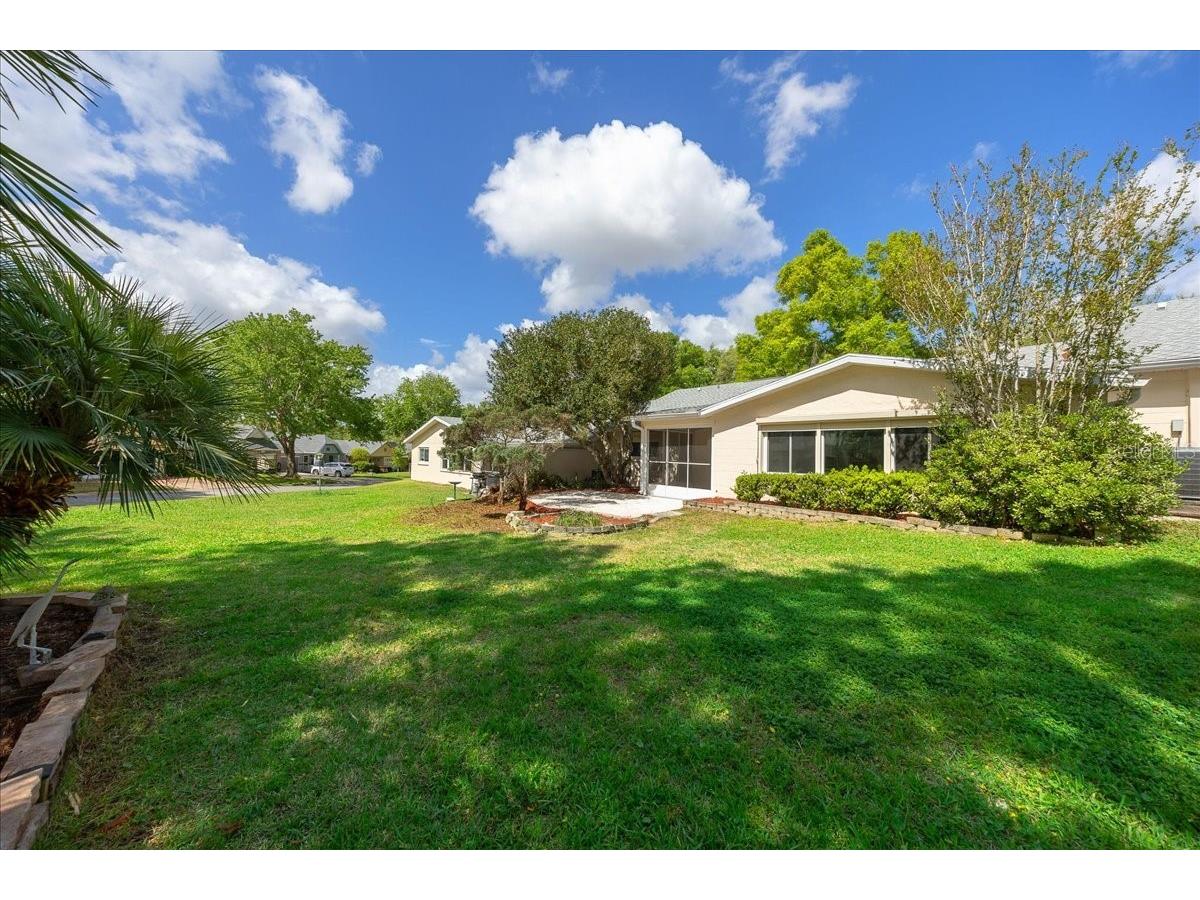 9377 SW 90th Court #E Ocala FL 34481 OM721029 image51