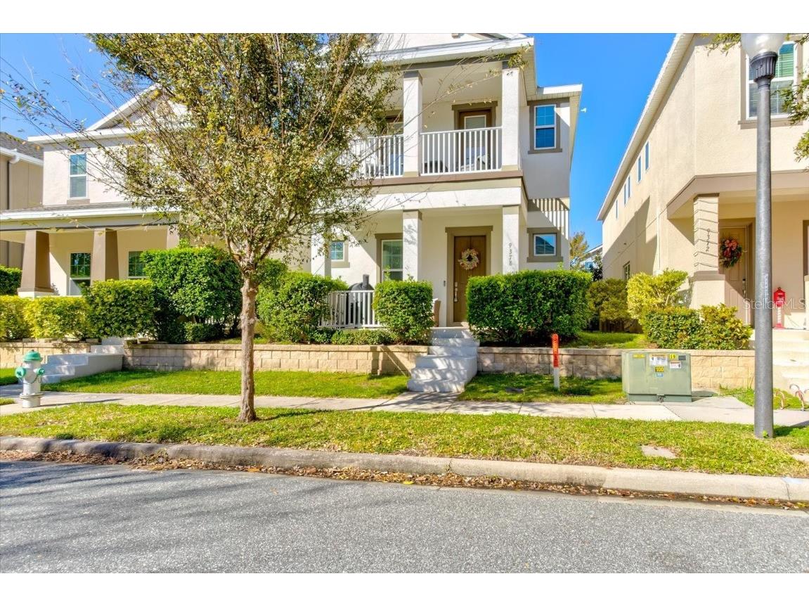 9378 Meadow Hunt Way Winter Garden FL 34787 V4939875 image1