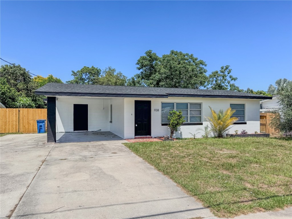 938 Glenwood Avenue Sebring FL 33870 P4935245 image1