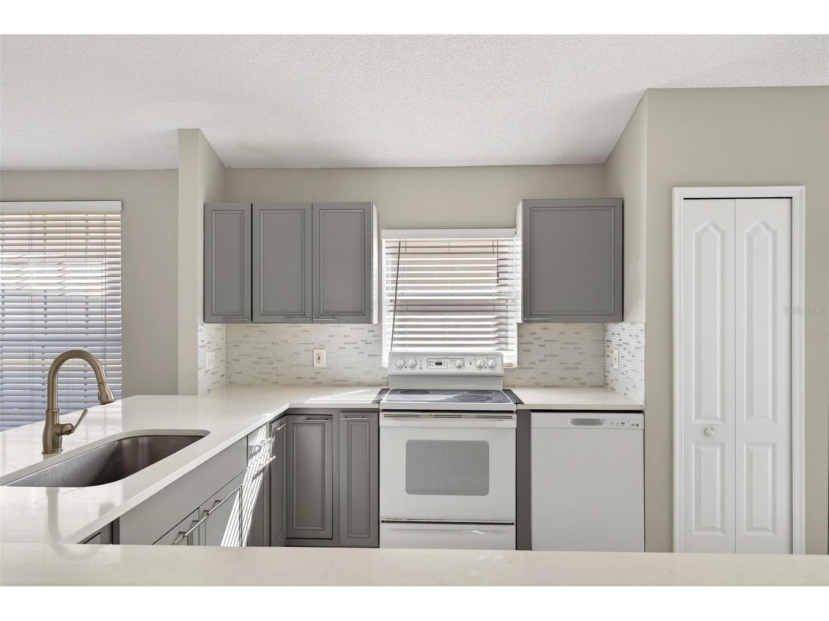 938 Jadestone Circle Orlando FL 32828 O6376419 image14