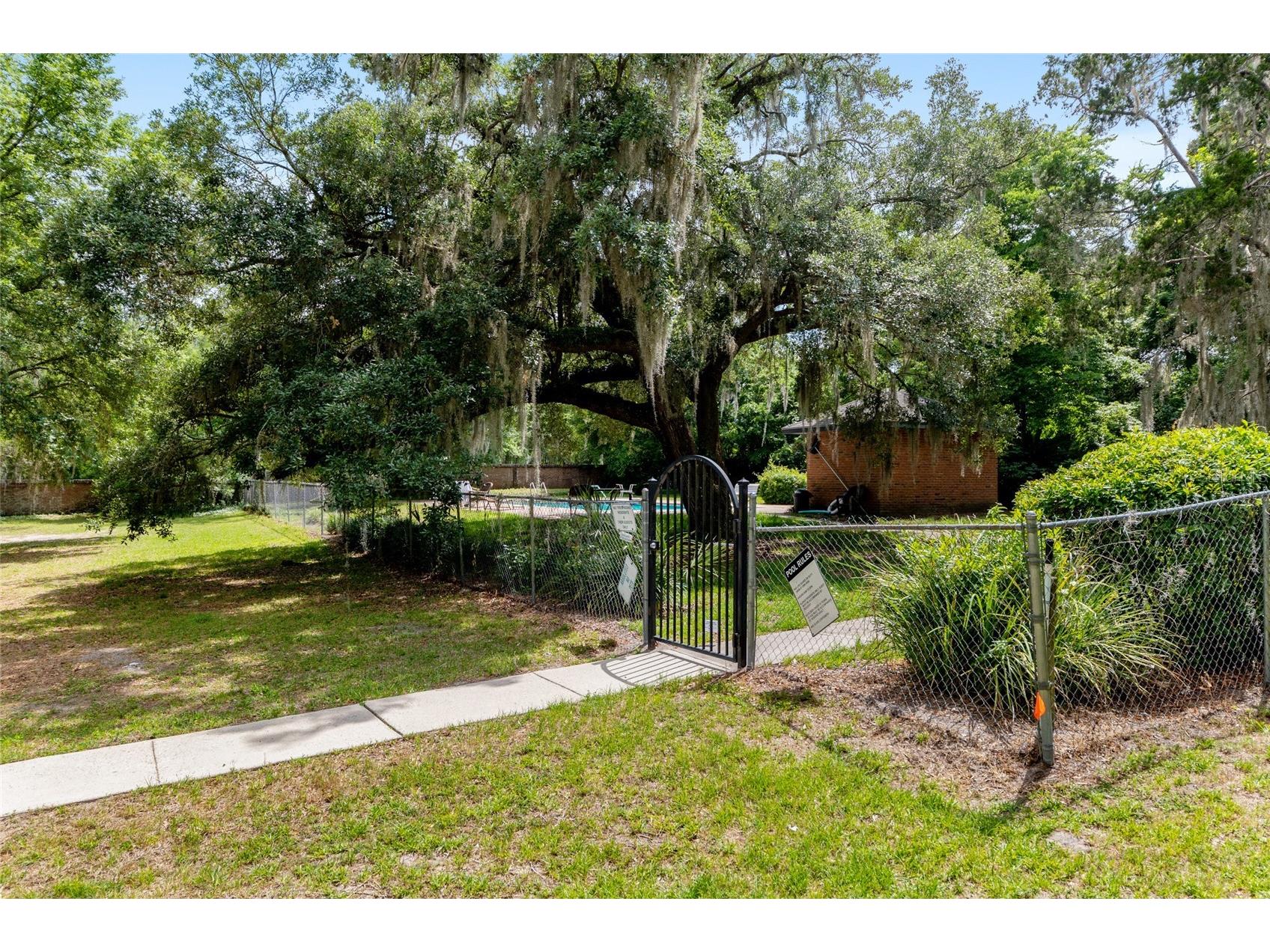 938 NW 42nd Terrace Gainesville FL 32605 GC530610 image38