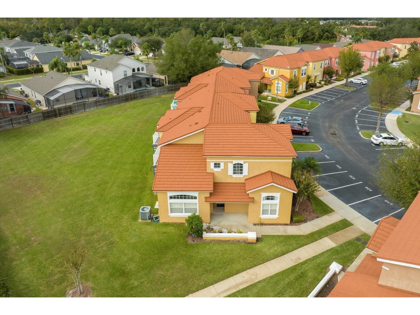 938 Park Terrace Circle Kissimmee FL 34746 P4937870 image27