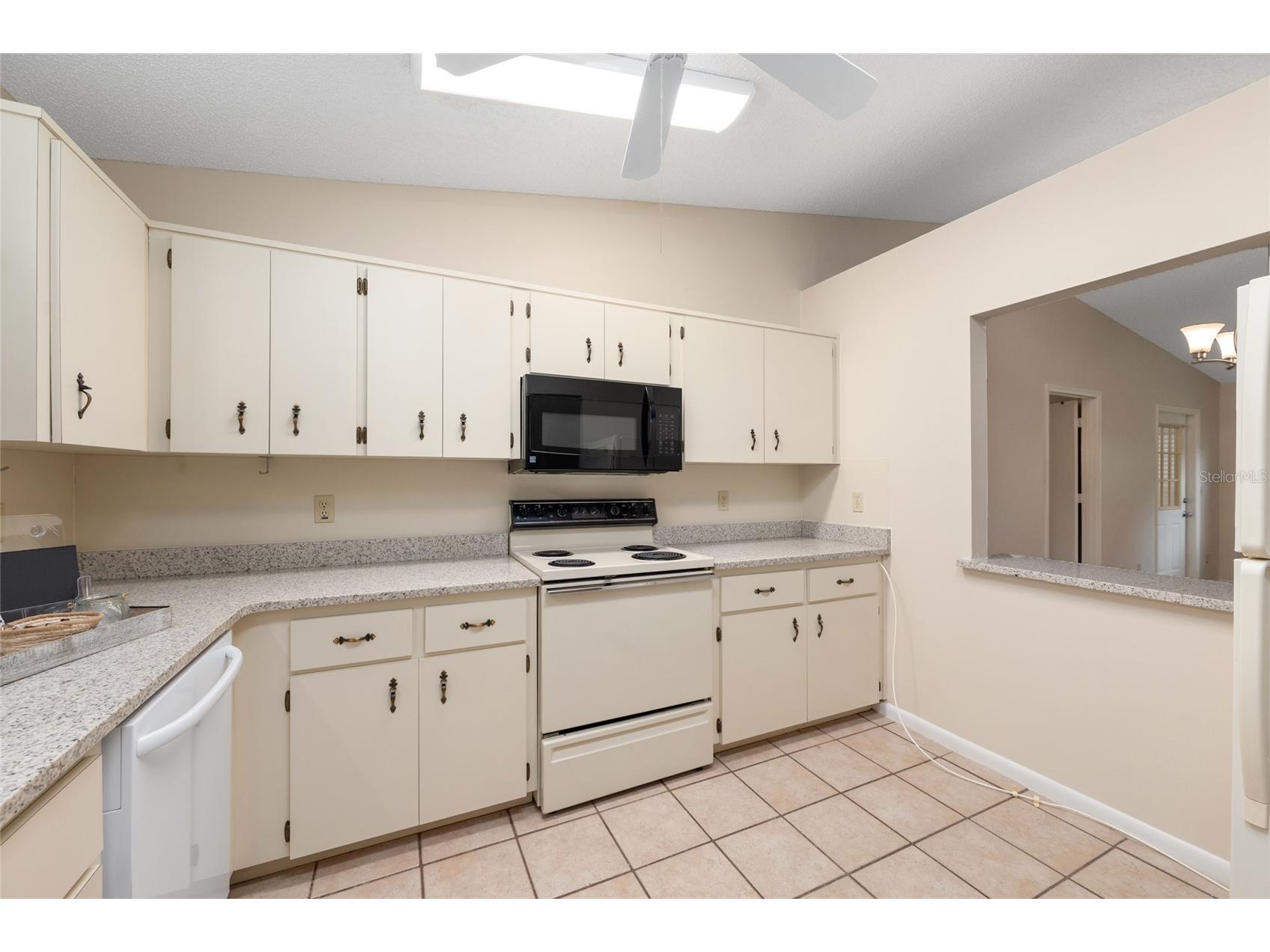 9382 SW 89th Court Road #C Ocala FL 34481 OM726048 image22