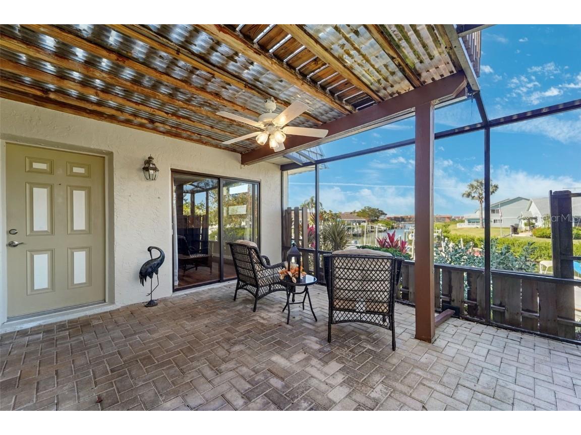 9386 Tradewinds Avenue Seminole FL 33776 TB8450544 image11