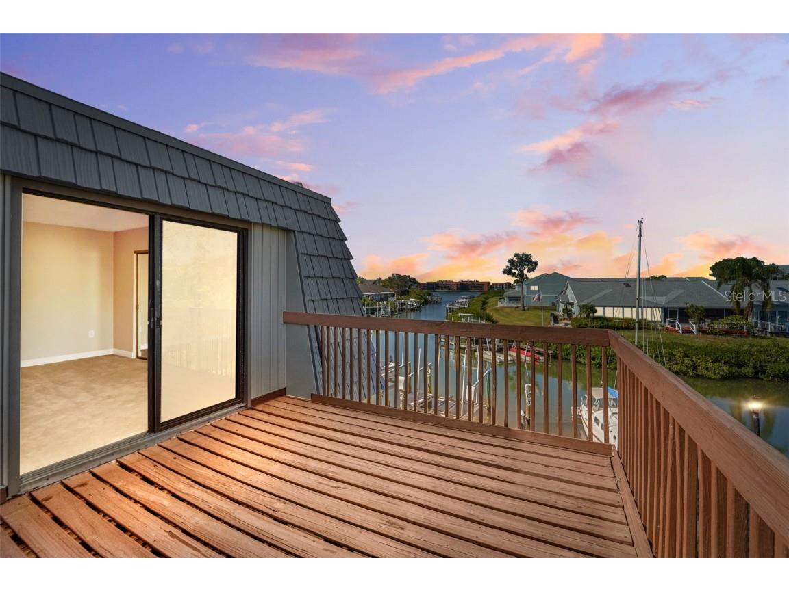 9386 Tradewinds Avenue Seminole FL 33776 TB8450544 image19