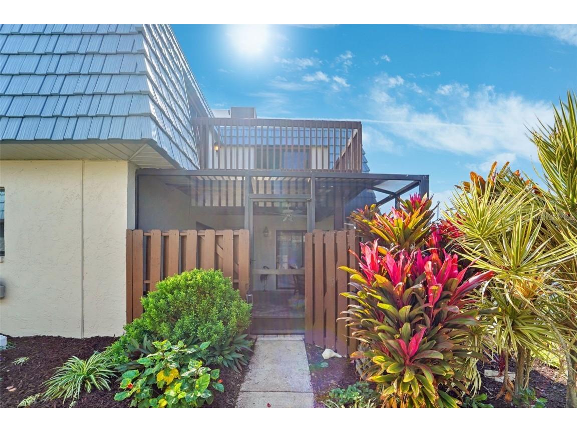 9386 Tradewinds Avenue Seminole FL 33776 TB8450544 image2