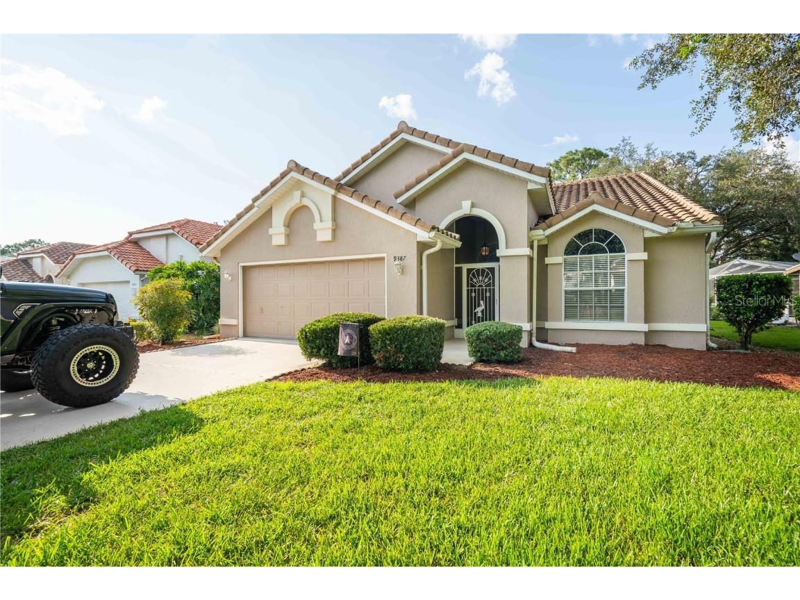 9387 French Quarters Circle Weeki Wachee FL 34613 T3550693 image1