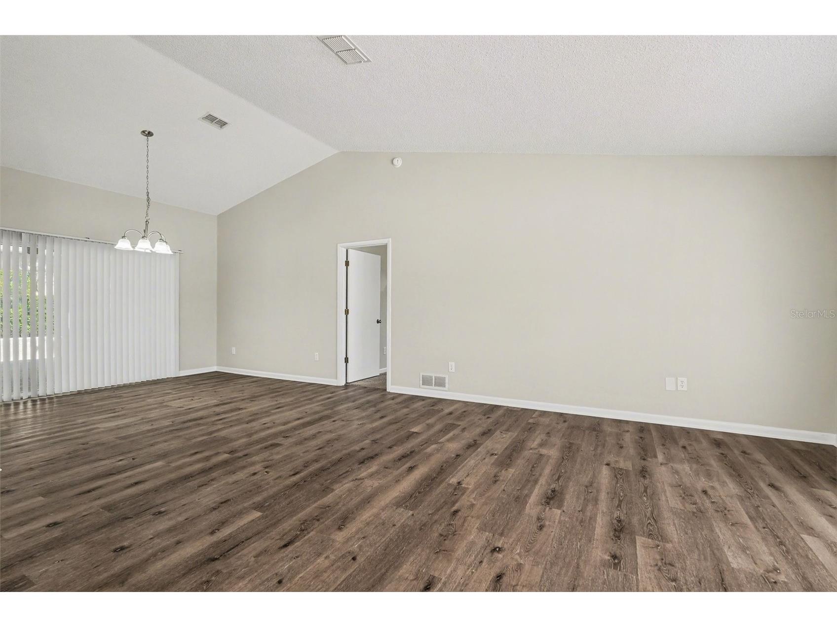 9389 Fox Hollow Lane Weeki Wachee FL 34613 O6399261 image15