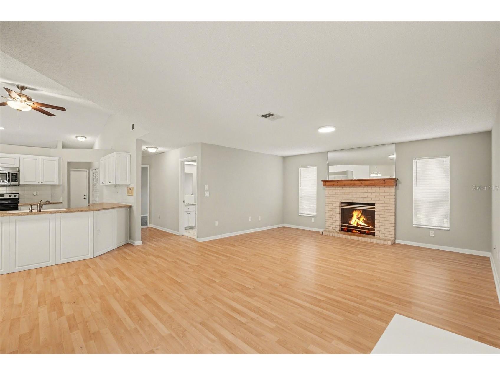 9389 Fox Hollow Lane Weeki Wachee FL 34613 O6399261 image4
