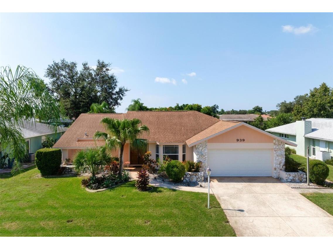 939 E Kathy Court Venice FL 34293 N6134222 image1