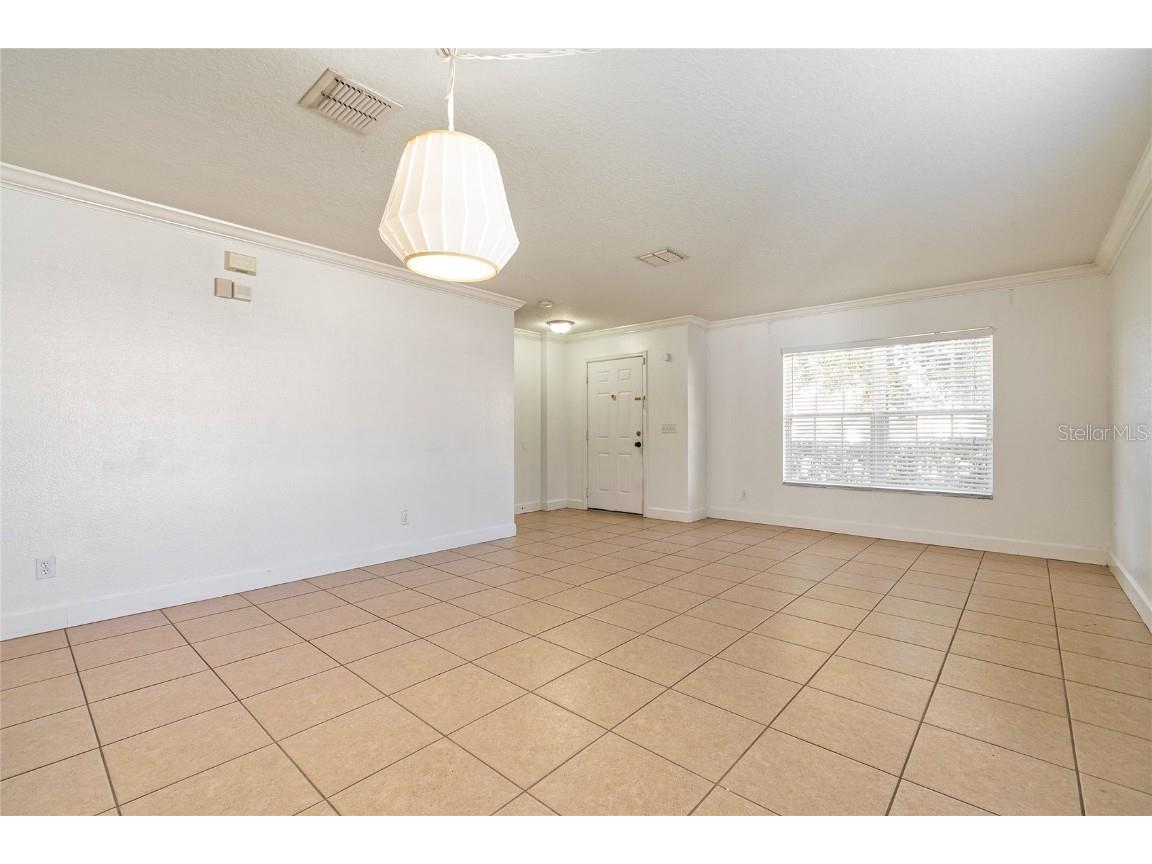 939 Flower Fields Lane Orlando FL 32824 O6348815 image4