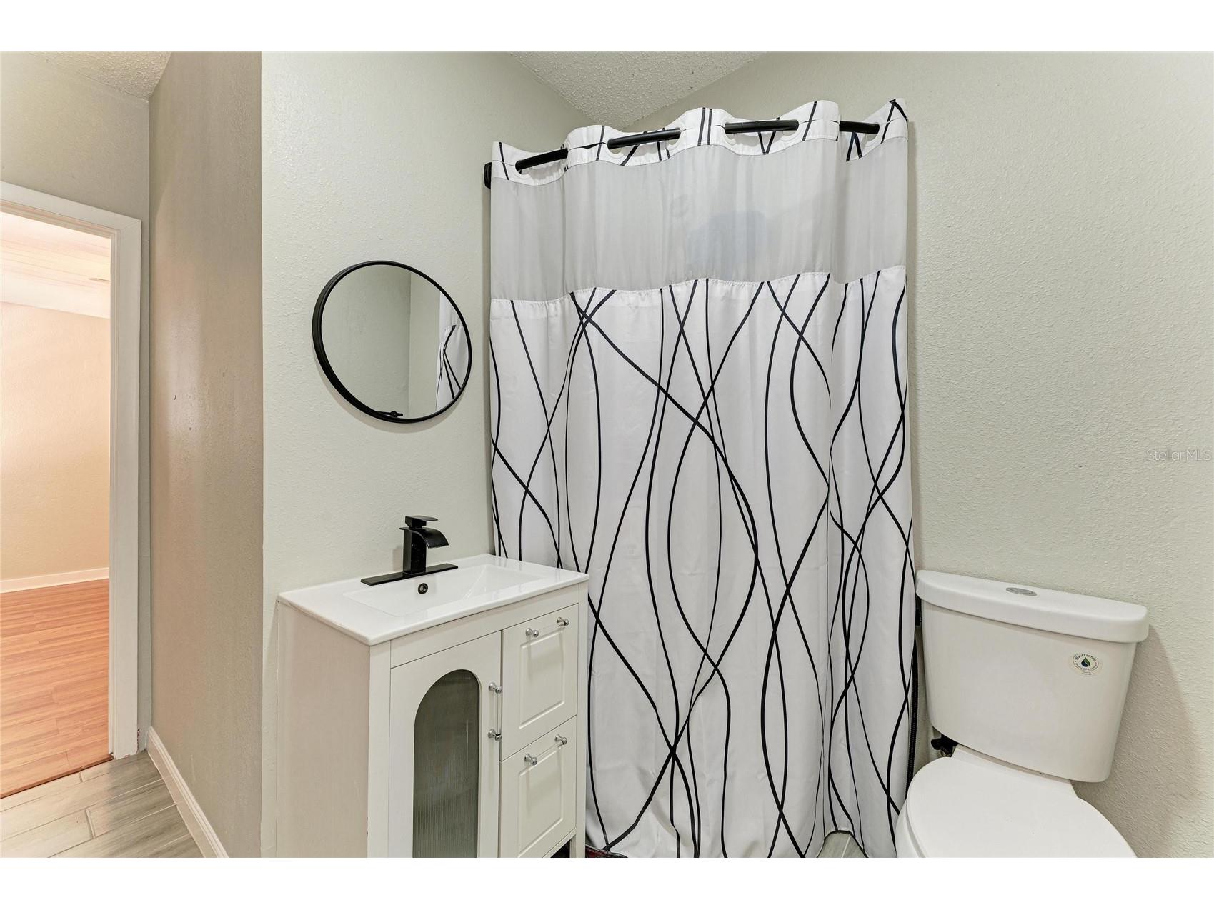 939 N Lockwood Ridge Road Sarasota FL 34237 A4693769 image18