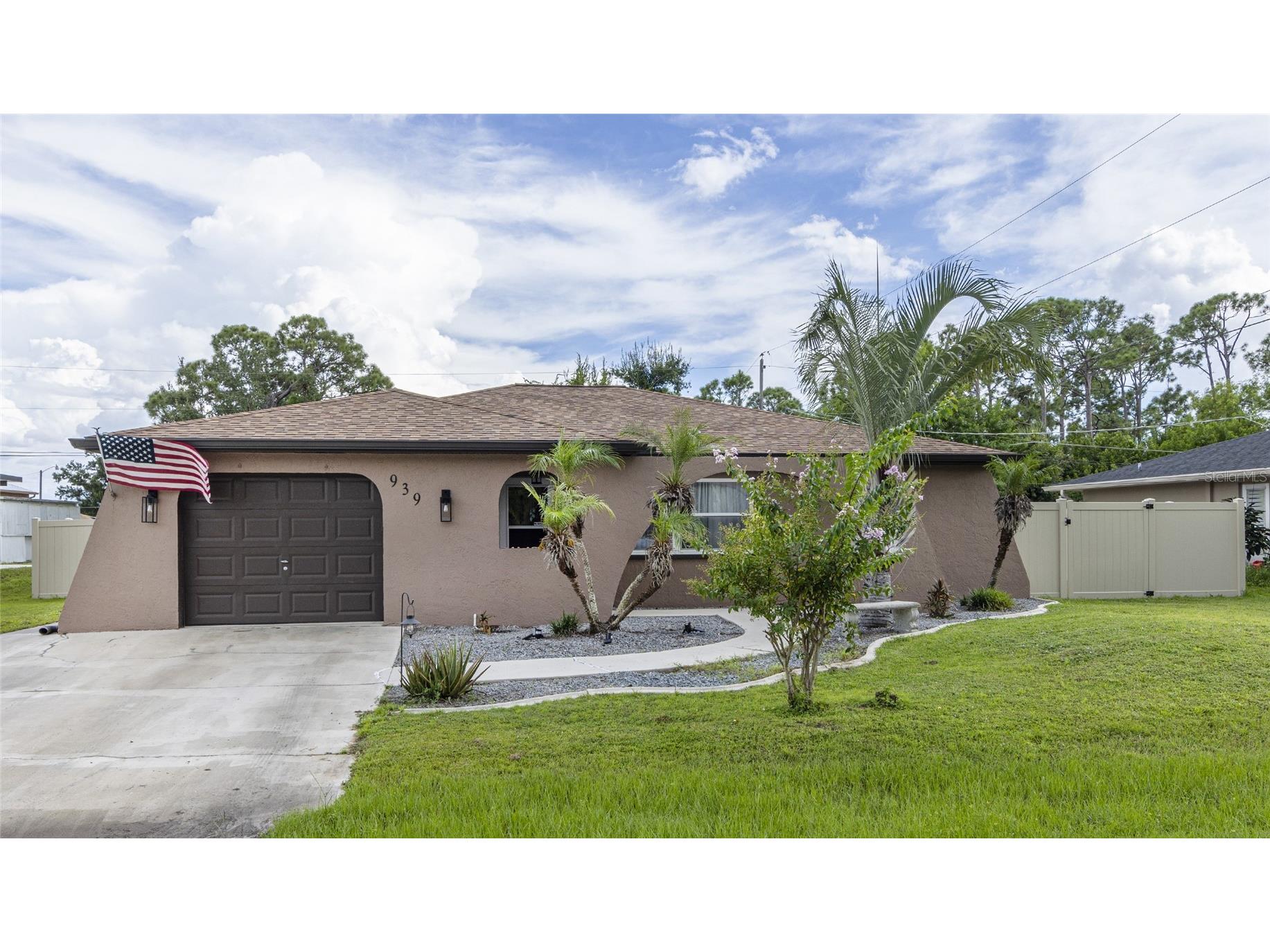 939 Silver Springs Terrace NW Port Charlotte FL 33948 C7519603 image1