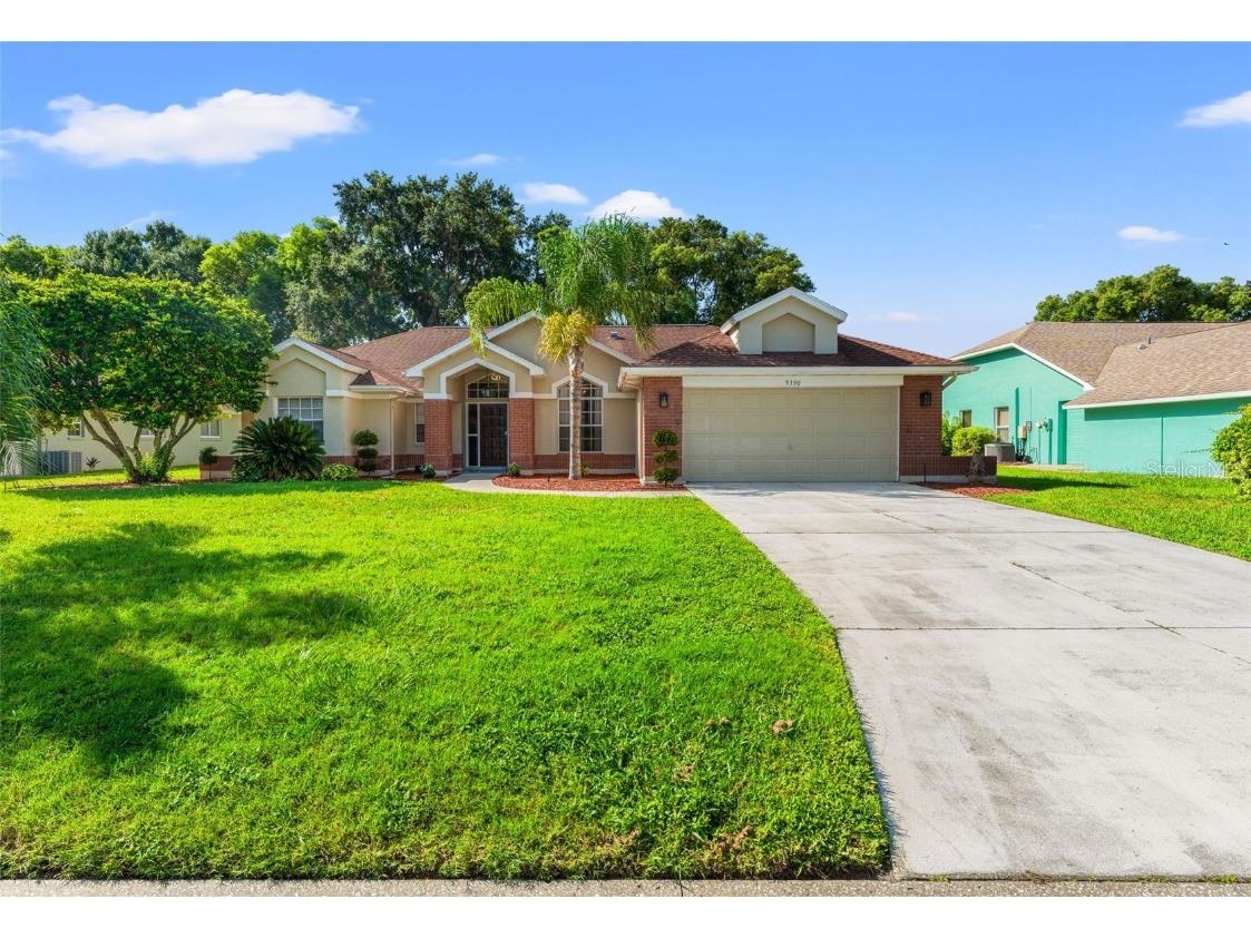 9390 Fox Hollow Lane Weeki Wachee FL 34613 T3547055 image1
