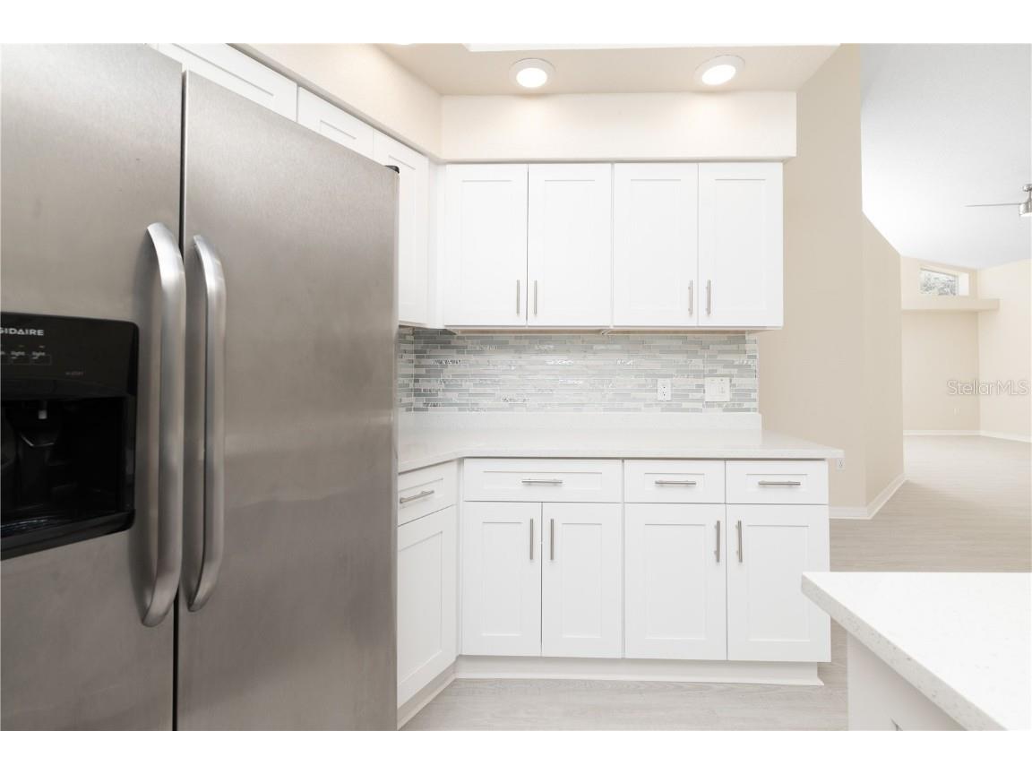 9390 Mississippi Run Weeki Wachee FL 34613 TB8449571 image12