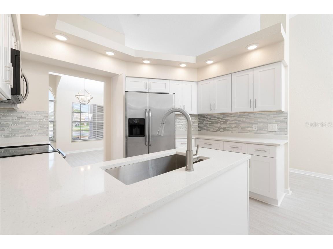 9390 Mississippi Run Weeki Wachee FL 34613 TB8449571 image14