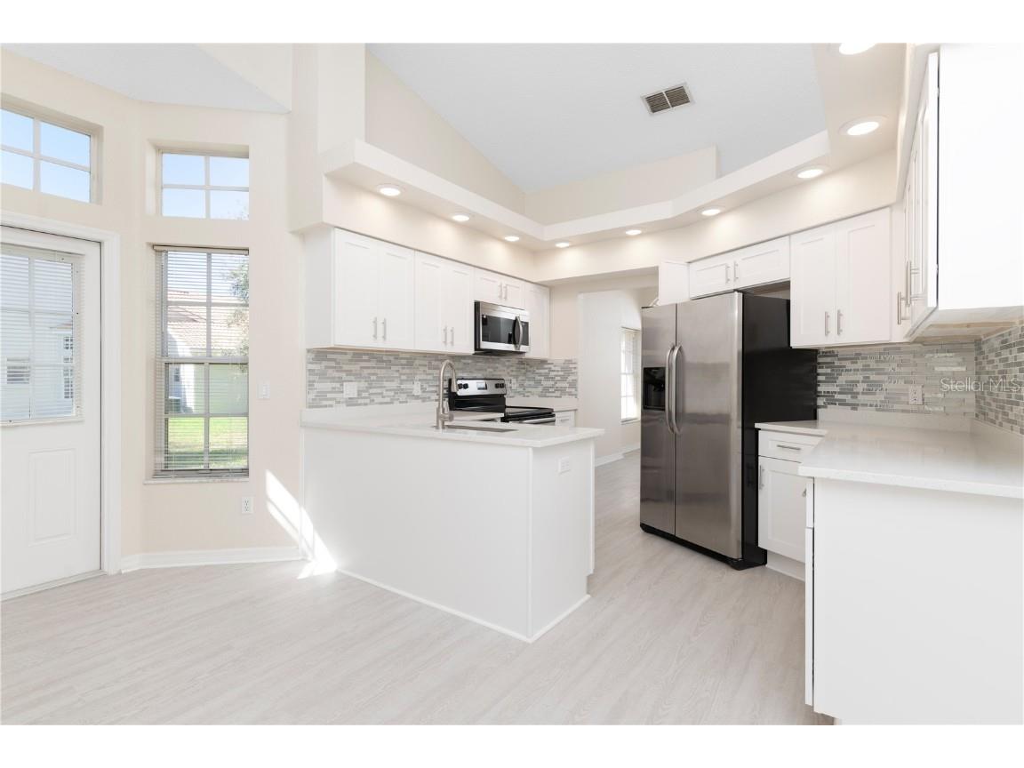 9390 Mississippi Run Weeki Wachee FL 34613 TB8449571 image17