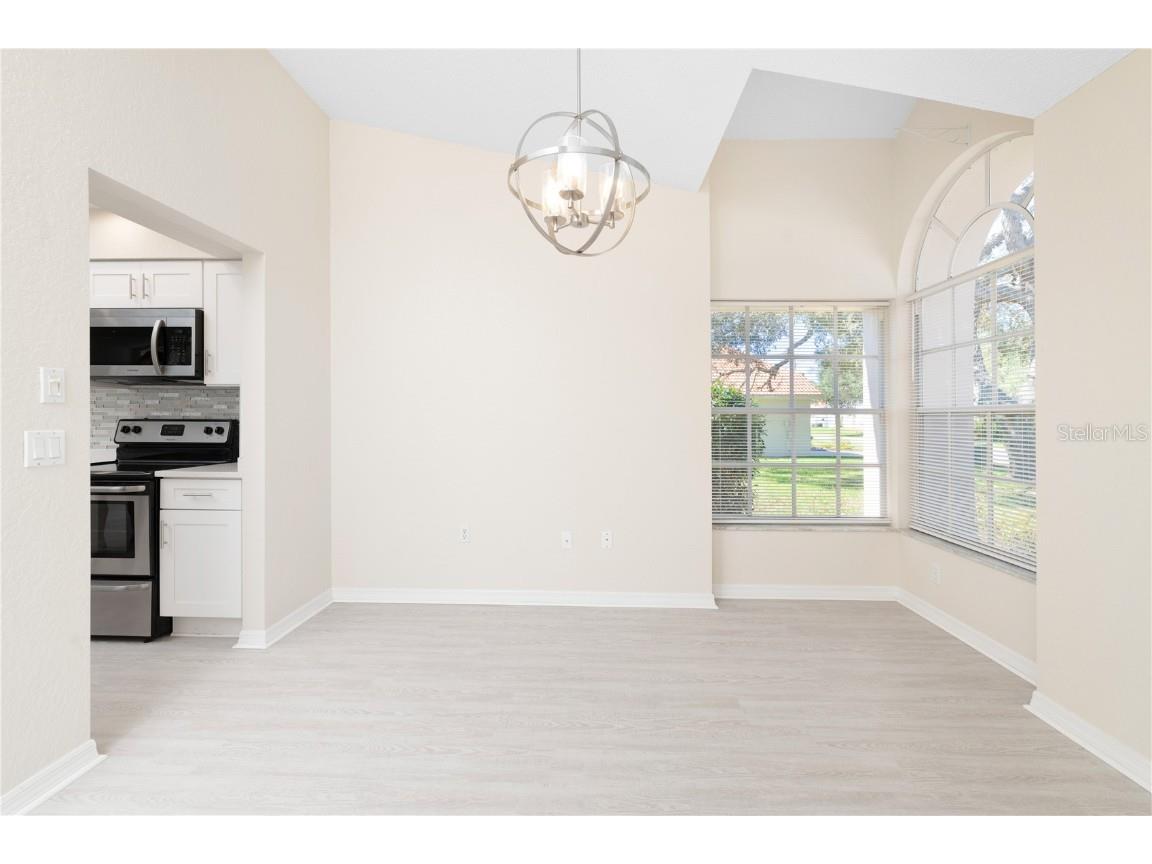 9390 Mississippi Run Weeki Wachee FL 34613 TB8449571 image8