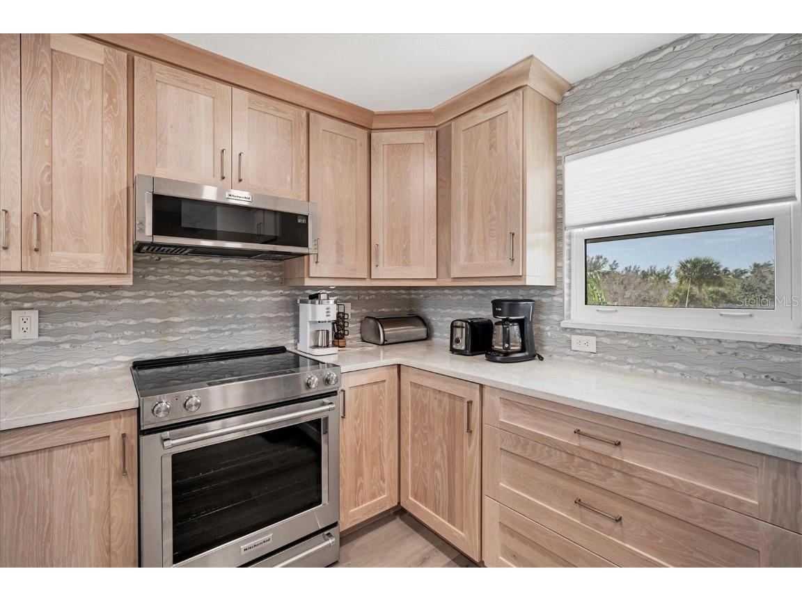 9393 Midnight Pass Road #302 Sarasota FL 34242 - LITTLE SARASOTA BAY A4599307 image11