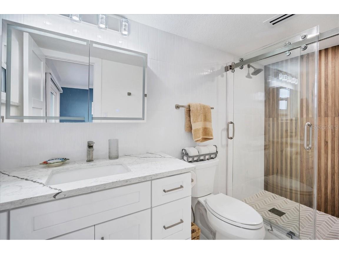 9393 Midnight Pass Road #302 Sarasota FL 34242 - LITTLE SARASOTA BAY A4599307 image18