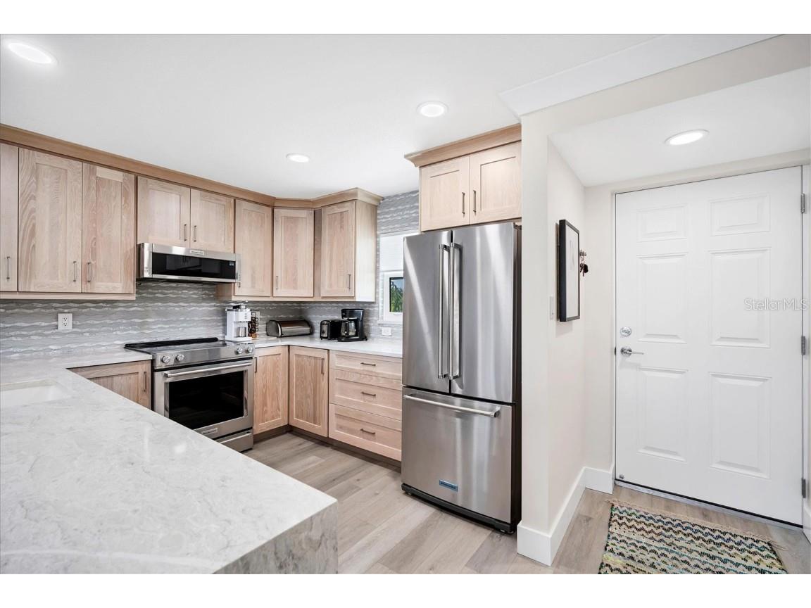 9393 Midnight Pass Road #302 Sarasota FL 34242 - LITTLE SARASOTA BAY A4599307 image9