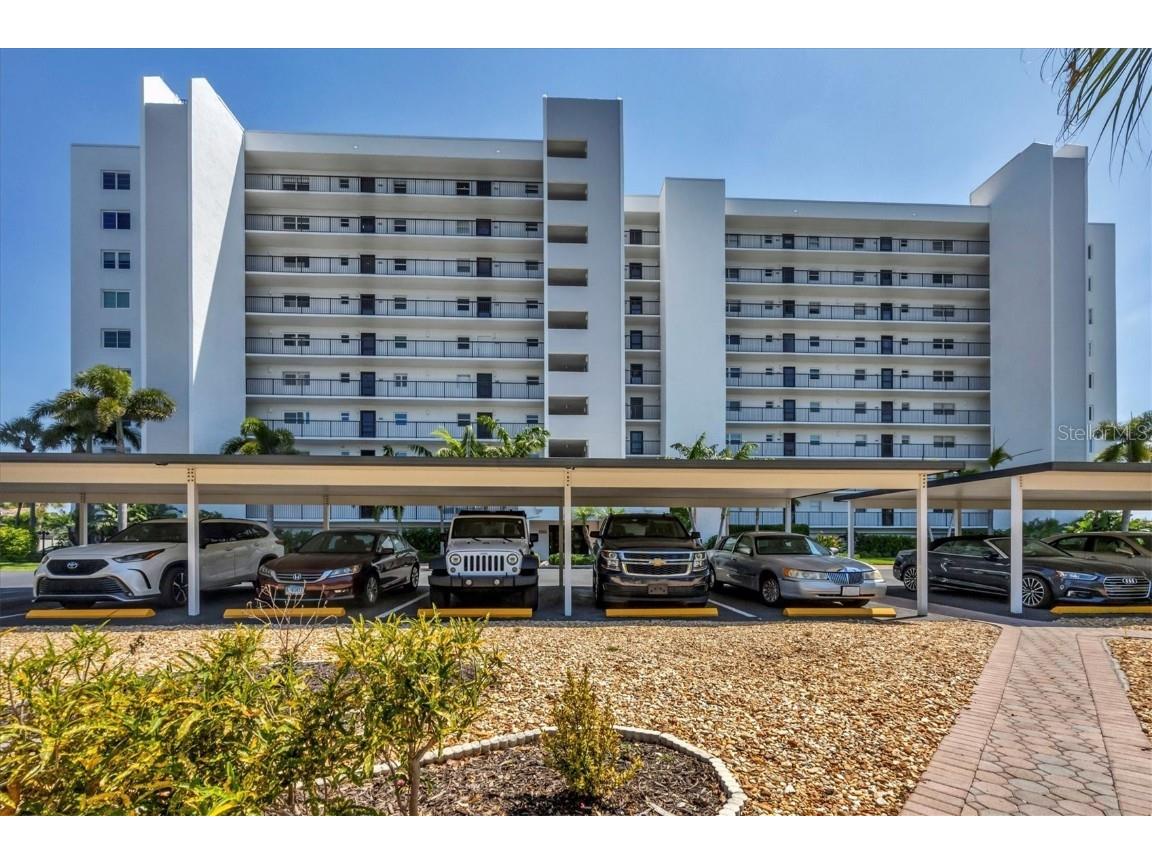 9393 Midnight Pass Road #307 Sarasota FL 34242 A4608105 image1