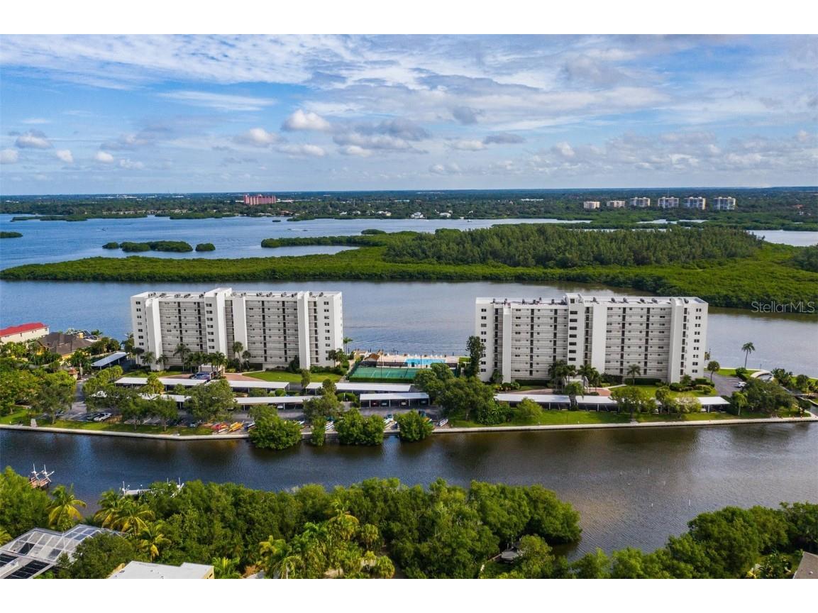 9393 Midnight Pass Road #603 Sarasota FL 34242 A4558436 image1