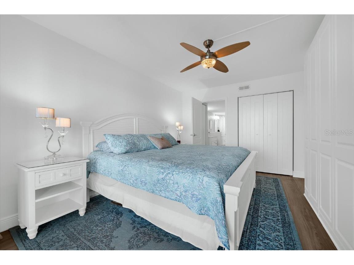 9393 Midnight Pass Road #703 Sarasota FL 34242 - LITTLE SARASOTA BAY ICW A4671641 image24