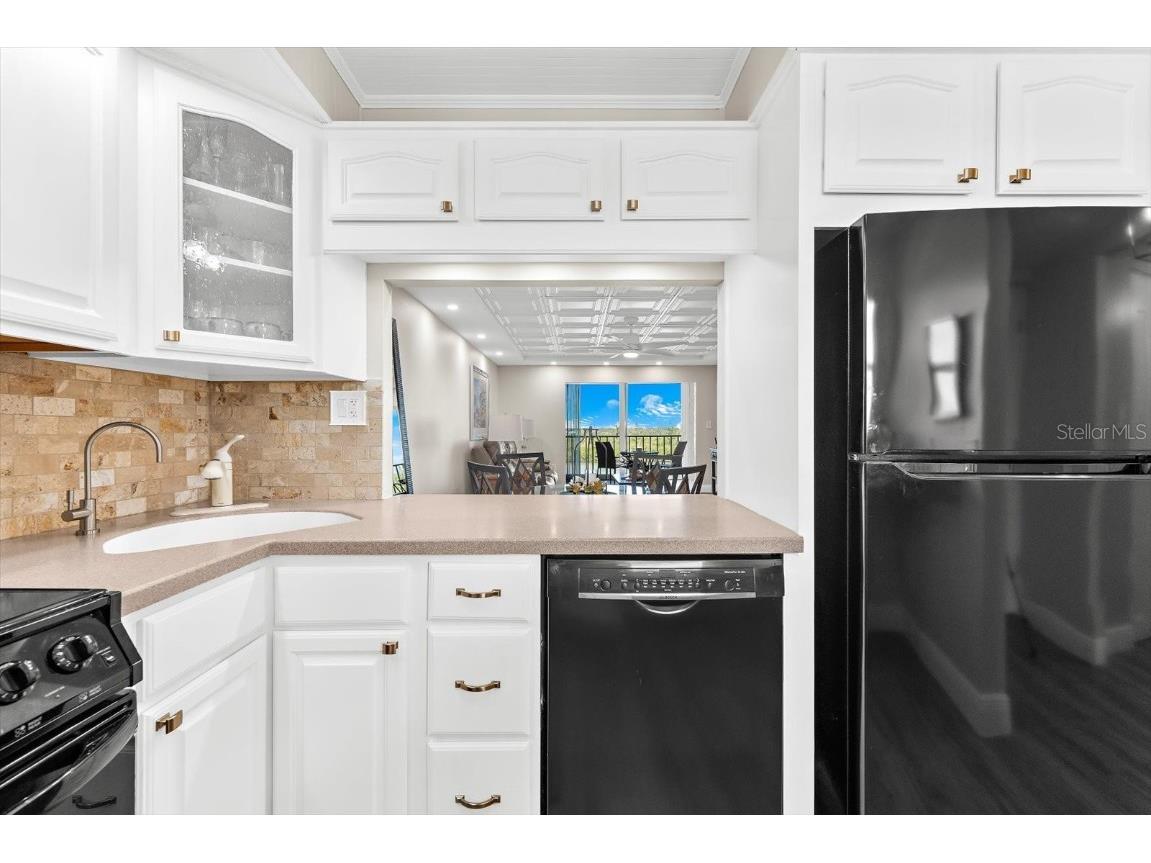 9393 Midnight Pass Road #703 Sarasota FL 34242 - LITTLE SARASOTA BAY ICW A4671641 image8