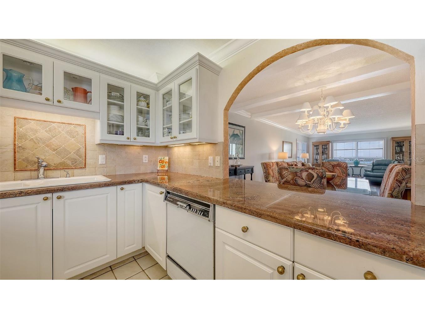 9393 Midnight Pass Road #P4 Sarasota FL 34242 - LITTLE SARASOTA BAY A4669033 image4