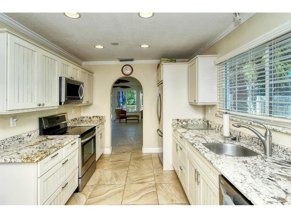 9393 Midnight Pass Road #P4 Sarasota FL 34242 - LITTLE SARASOTA BAY A4669033 image42