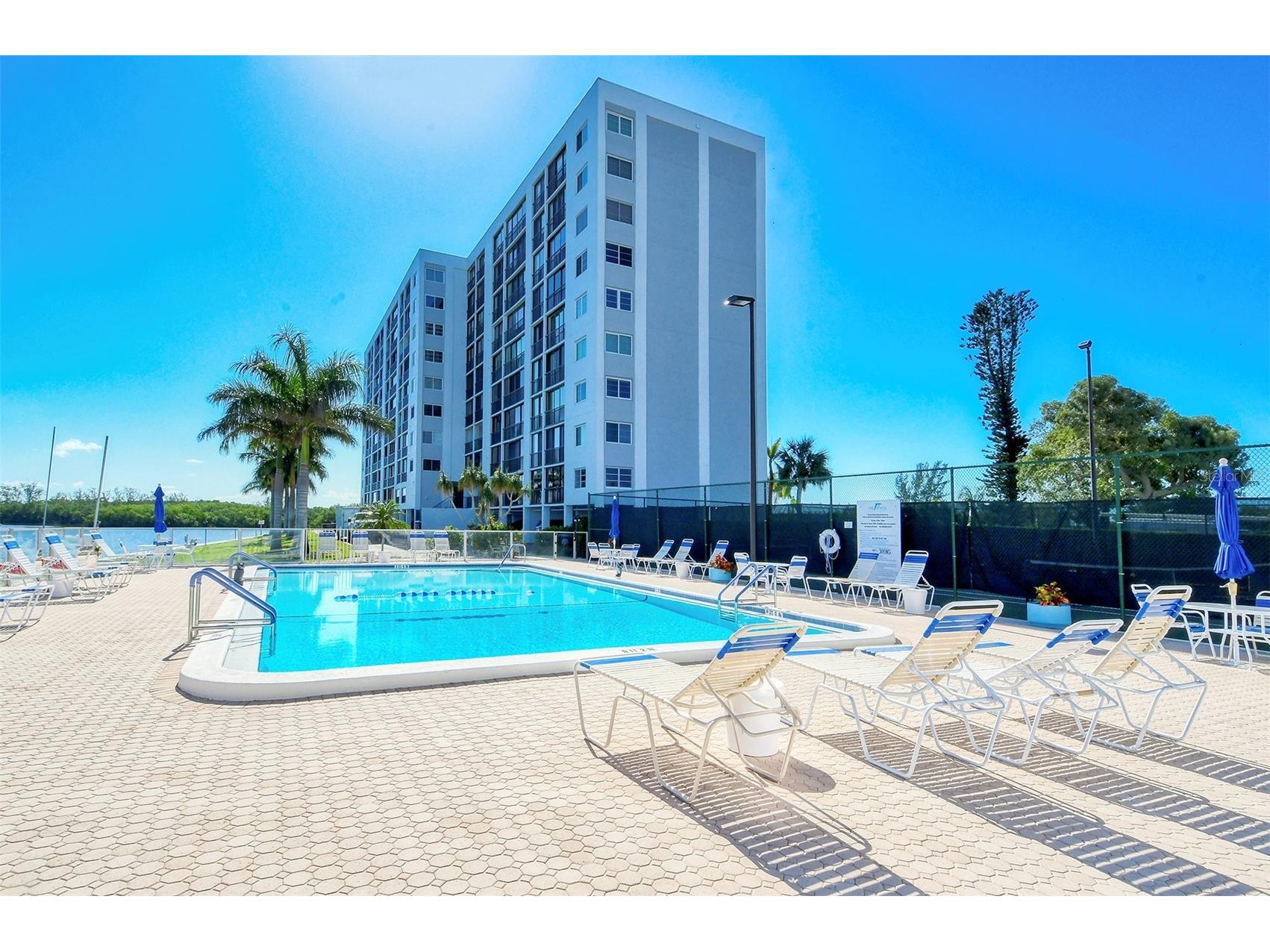 9393 Midnight Pass Road #P4 Sarasota FL 34242 - LITTLE SARASOTA BAY A4688595 image34