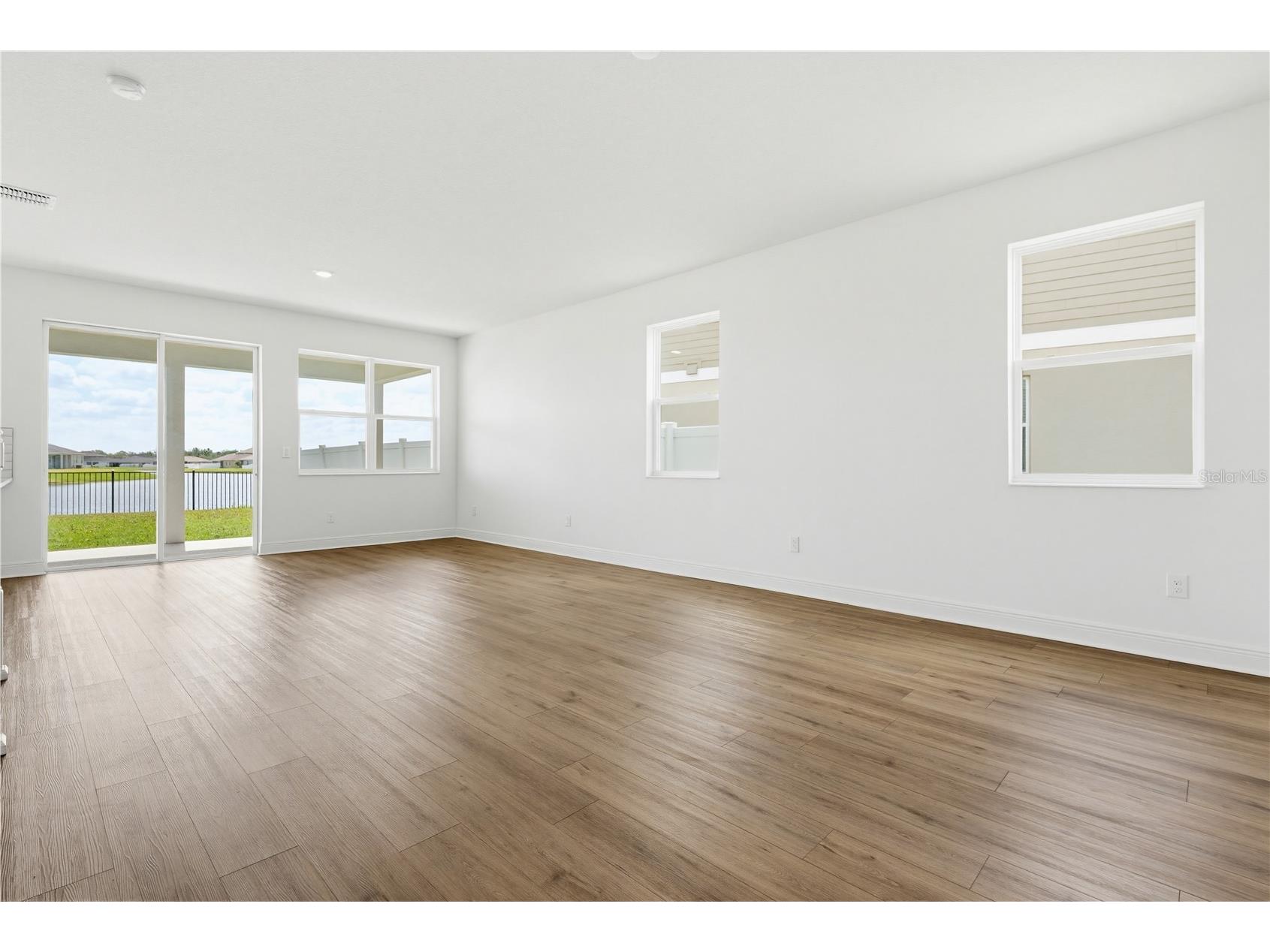 9395 Sandy Bluffs Circle Parrish FL 34219 N6143749 image7