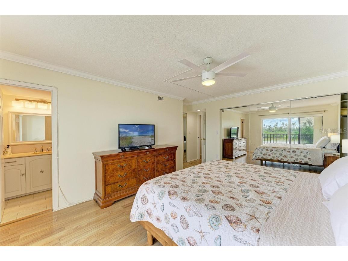 9397 Midnight Pass Road #405 Sarasota FL 34242 - LITTLE SARASOTA BAY/ICW A4662312 image26