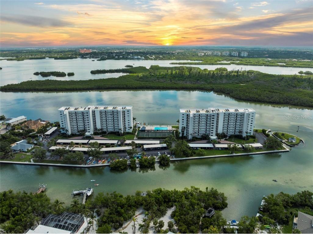 9397 Midnight Pass Road #405 Sarasota FL 34242 - LITTLE SARASOTA BAY/ICW A4662312 image47