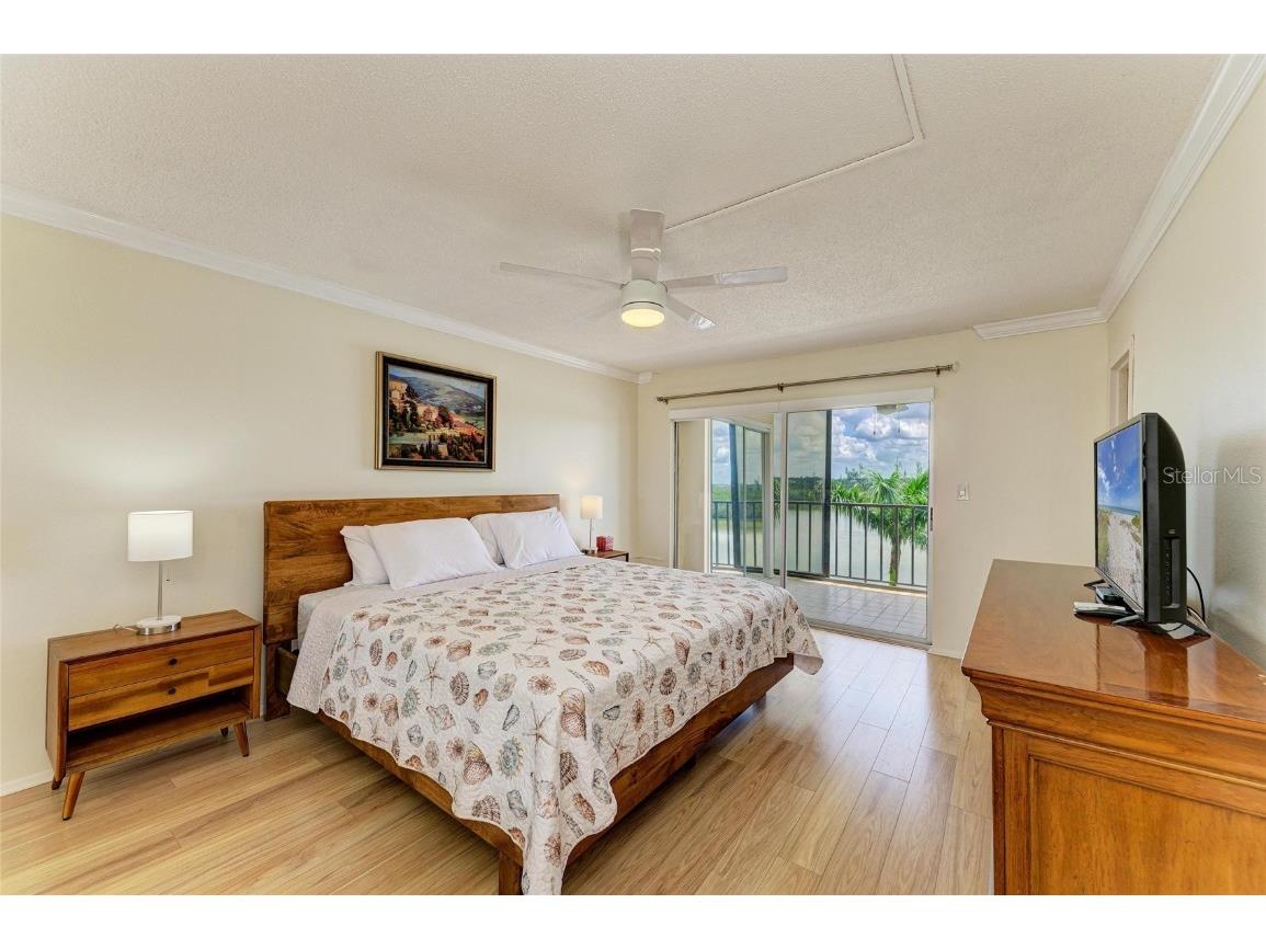 9397 Midnight Pass Road #405 Sarasota FL 34242 - LITTLE SARASOTA BAY/ICW A4663823 image22